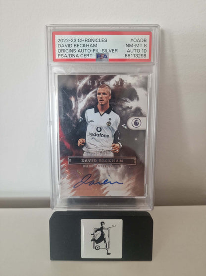 PSA 8-10 David Beckham /50 Autograph